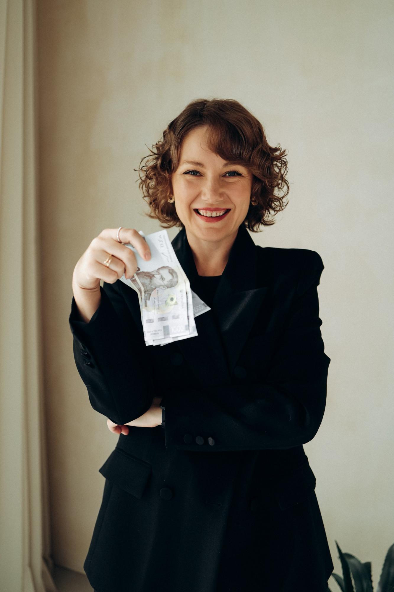 Как правильно разговаривать с детьми о деньгах: какие ошибки мы допускаем